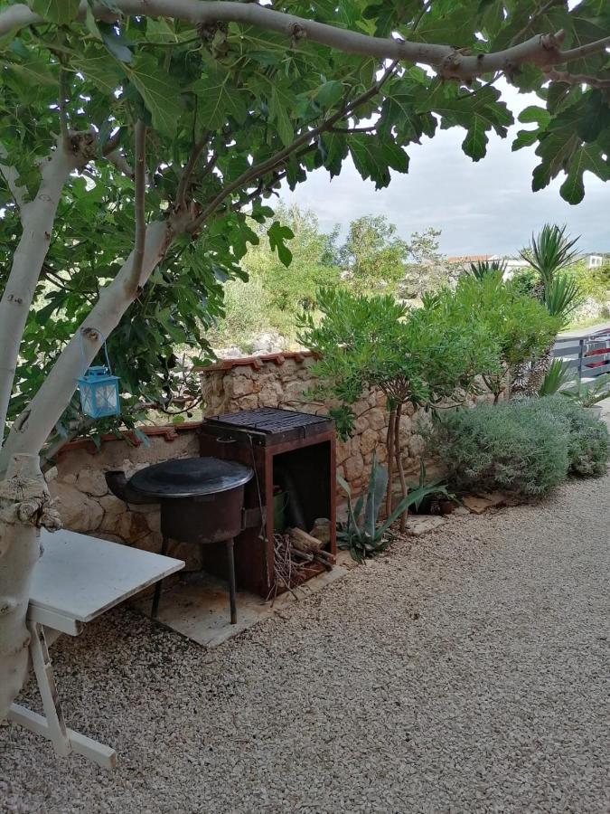 House For Rent Paola Villa Razanac Exterior photo